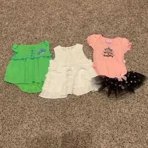 0-3 month LOT of baby girl clothes